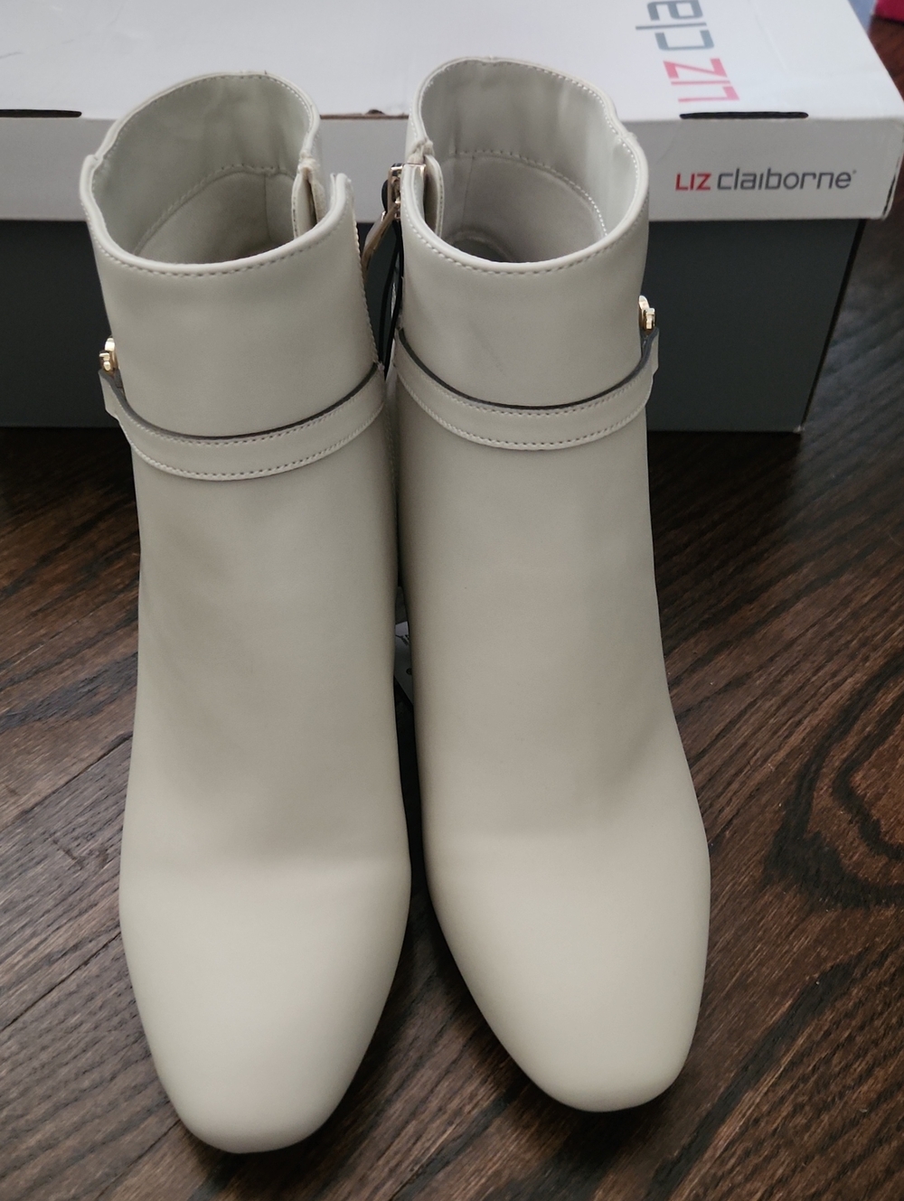 Liz Claiborne Cream Ankle Booties with Slim Strap
